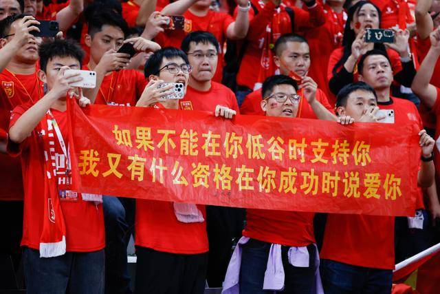 中国女篮66比94不敌澳大利亚 王思雨21分