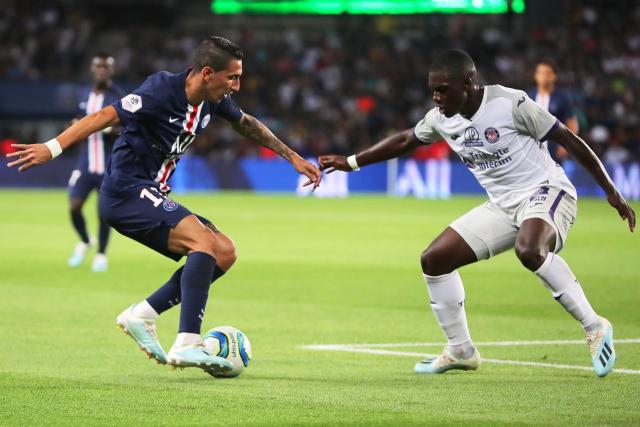 文班亚马狂砍50分马刺克奇才 雷霆送鹈鹕6连败